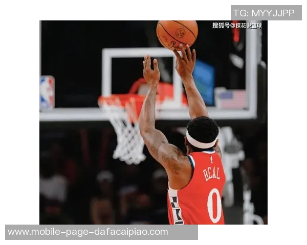 莱昂纳德缺席四场继续休战比尔出战状态成疑引发关注