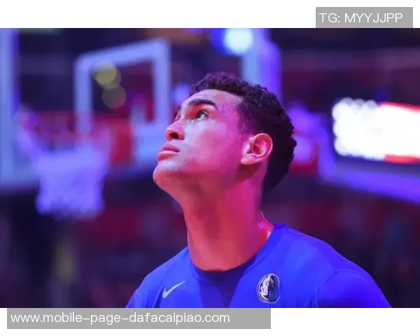 鲍威尔坚定表示不因小伤小痛而退赛将全力以赴拼搏到底